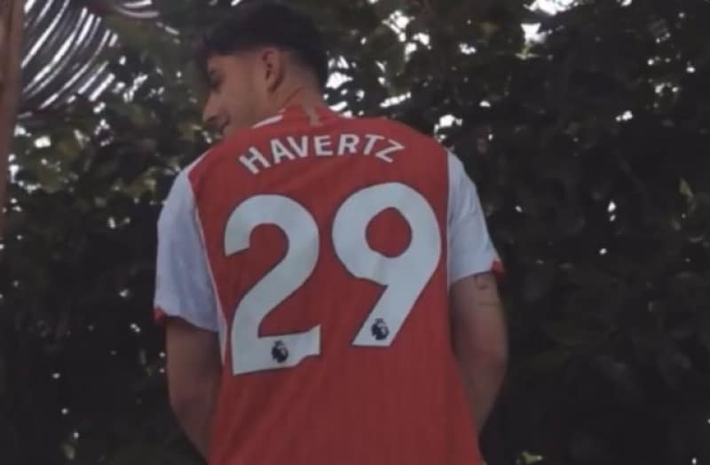 Video lộ số áo của Kai Havertz