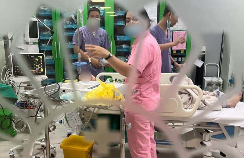 Bạn gái của Quang Hải – Chu Thanh Huyền cấp cứu tại bệnh viện