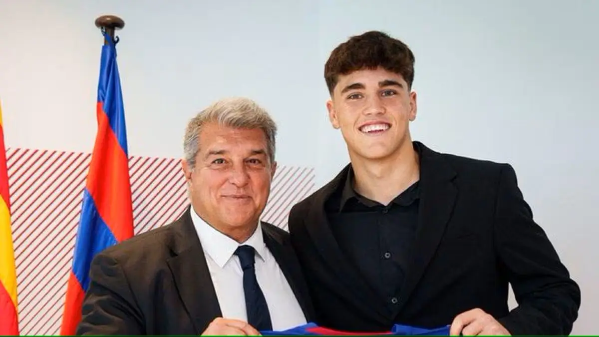Pau Cubarsi ký hợp đồng tới năm 2027 vói Barca